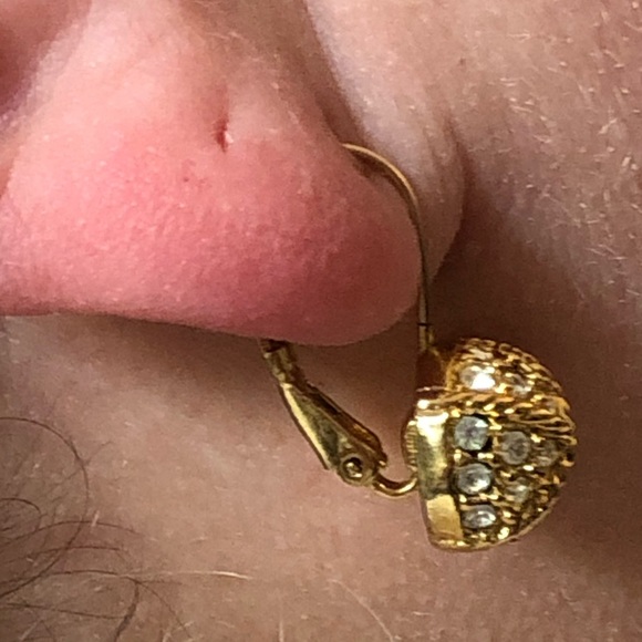 EUC  ❤️ Swarovski Goldtone&Sparkle Drop Earrings - Picture 3 of 9